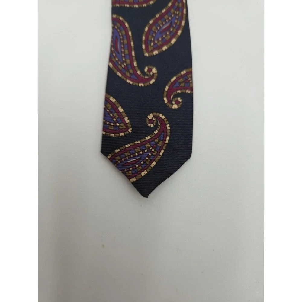 Boston Trader's‎ 100% Silk Paisley Print Tie - made in USA
